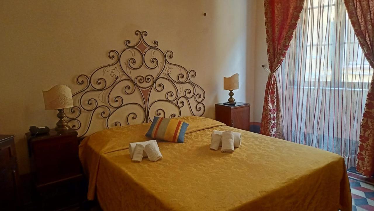 Bed and Breakfast Relais Centro Storico Residenza D'Epoca Pisa Exterior foto