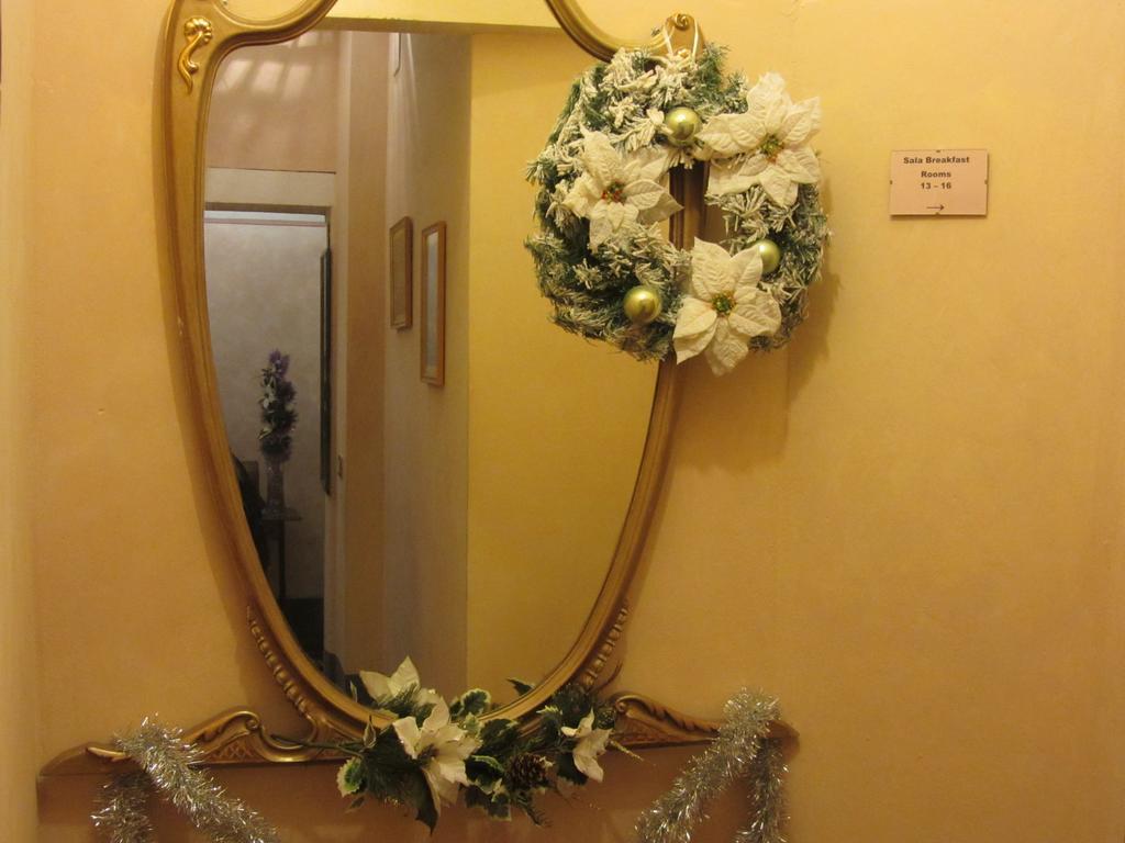 Bed and Breakfast Relais Centro Storico Residenza D'Epoca Pisa Exterior foto
