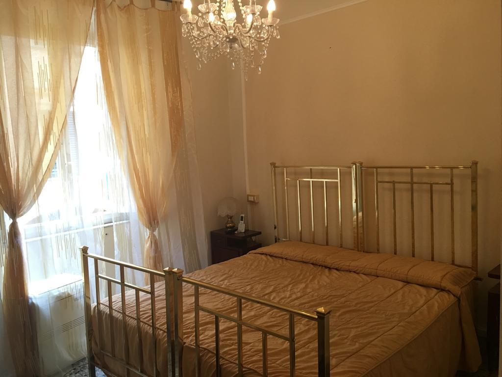 Bed and Breakfast Relais Centro Storico Residenza D'Epoca Pisa Habitación foto