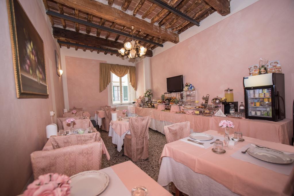 Bed and Breakfast Relais Centro Storico Residenza D'Epoca Pisa Exterior foto