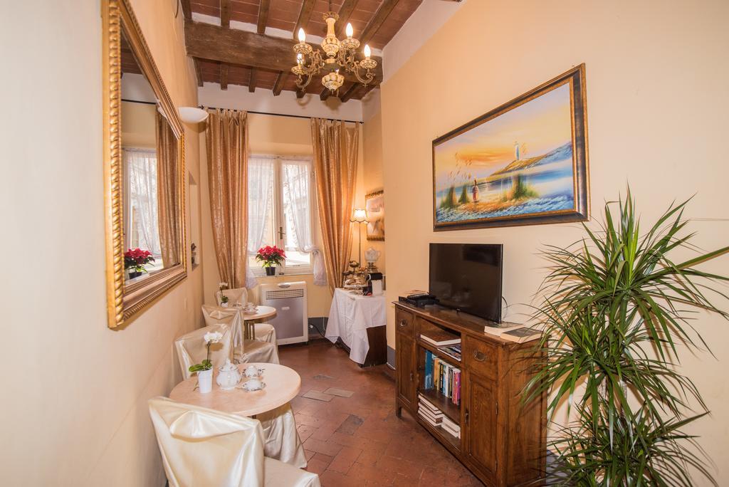Bed and Breakfast Relais Centro Storico Residenza D'Epoca Pisa Exterior foto